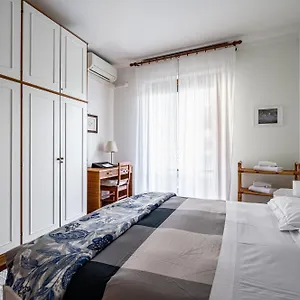 Visarno & Roomy Flat X6 With Parking Appartamento